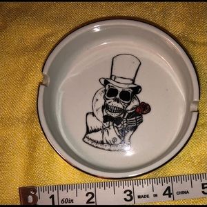 Grateful Dead Top Hat Skeleton Ashtray.